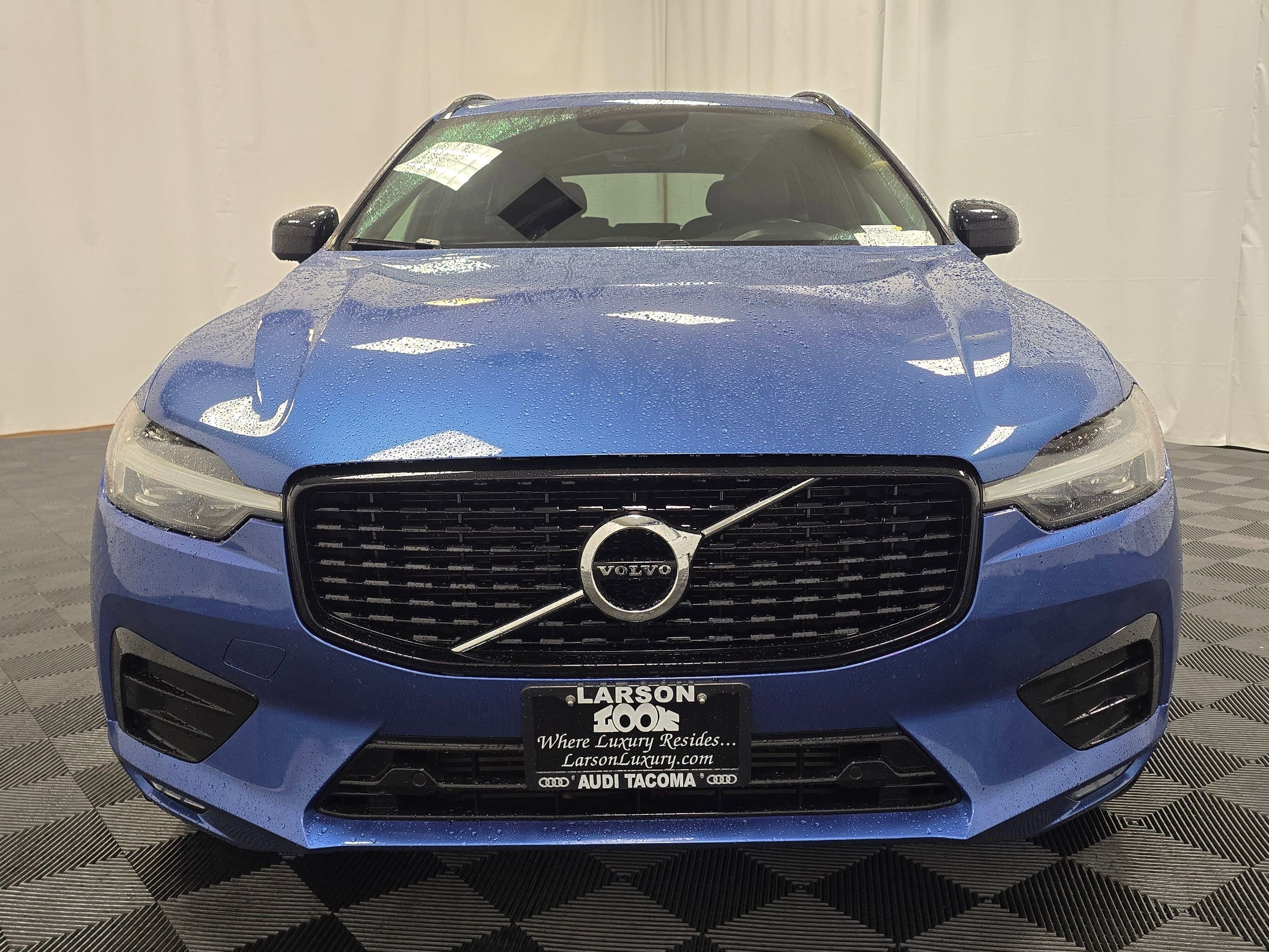 Used 2021 Volvo XC60 T5 R-Design w/ Protection Package Premier image 9