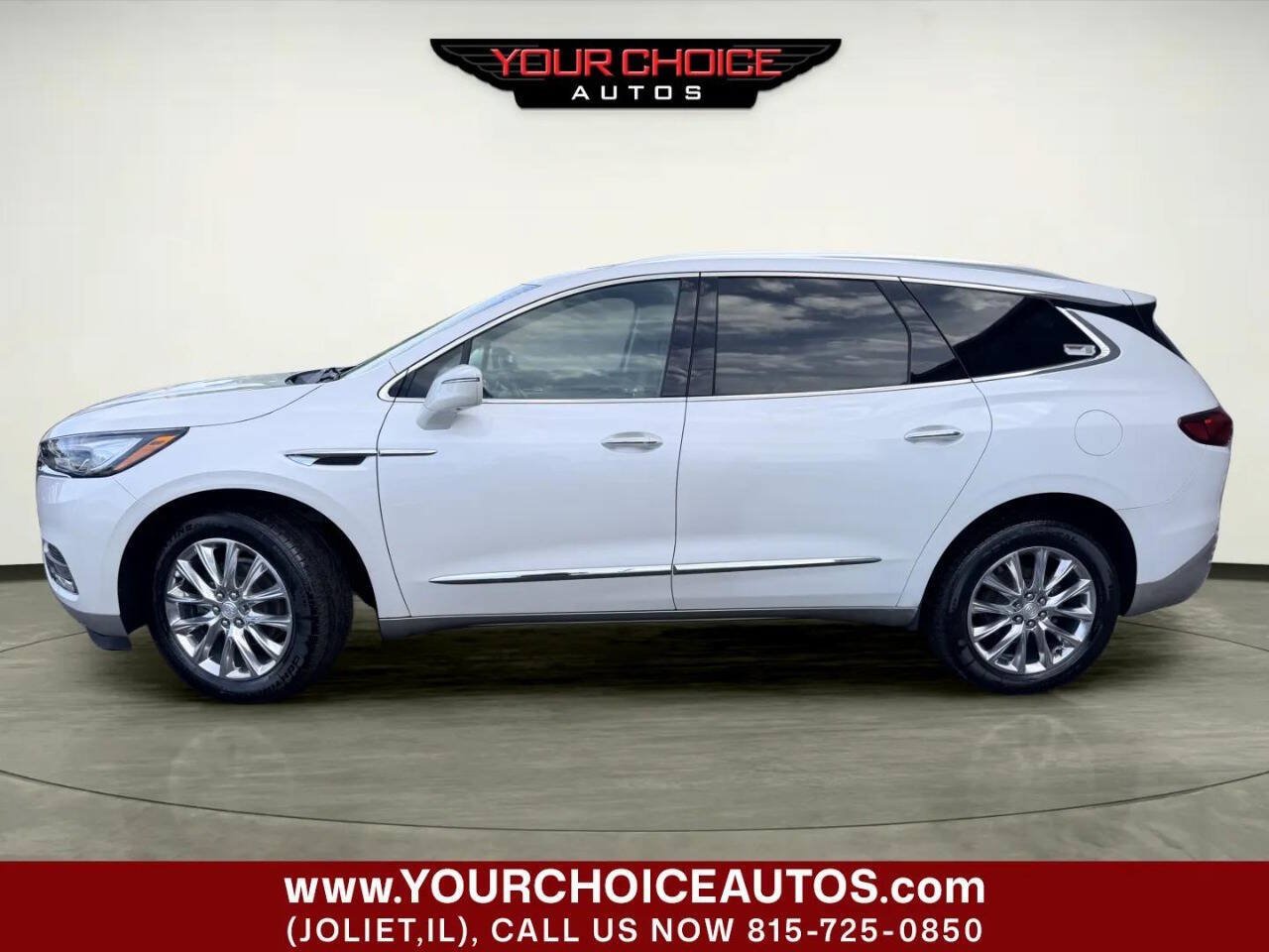 Used 2020 Buick Enclave Essence w/ Sound and Sites Package AWD/4WD image 2