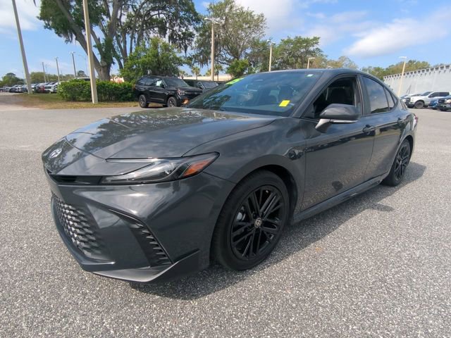 Used 2025 Toyota Camry SE w/ Multimedia Upgrade Package FWD image 9