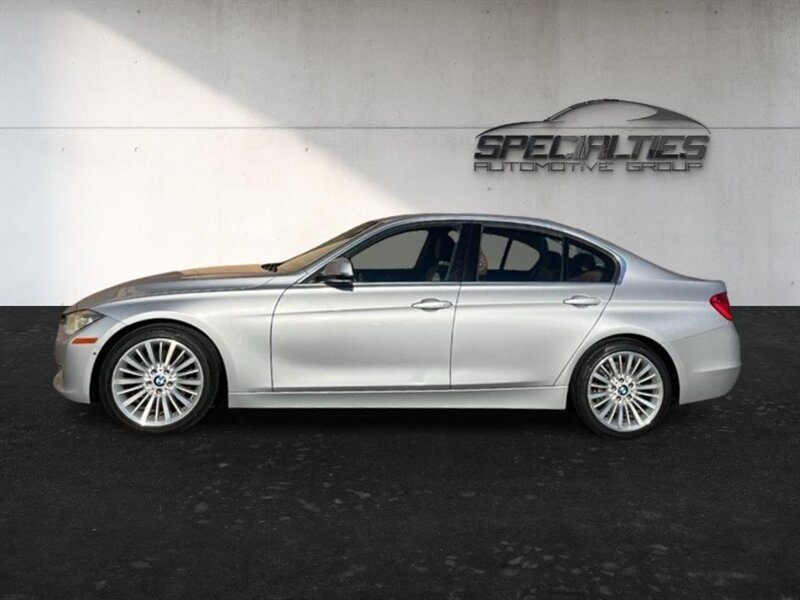 Used 2014 BMW 328i Sedan RWD image 3