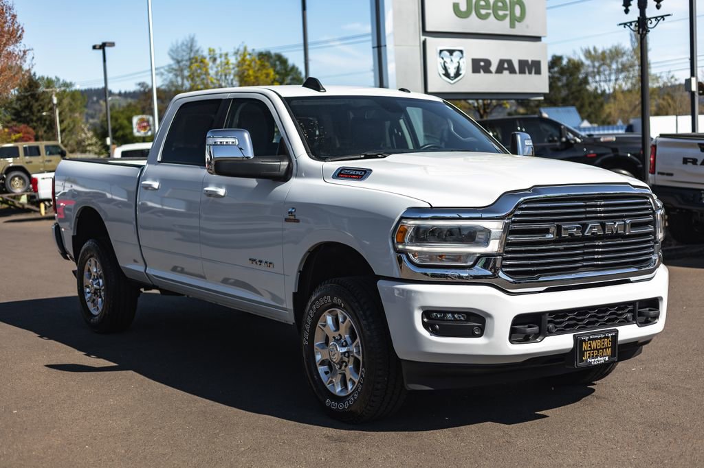 Used 2024 RAM 2500 Laramie AWD/4WD image 8