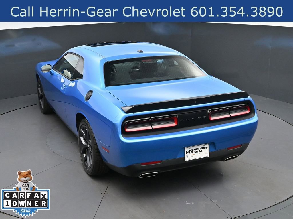 Used 2023 Dodge Challenger SXT w/ Blacktop Package image 33