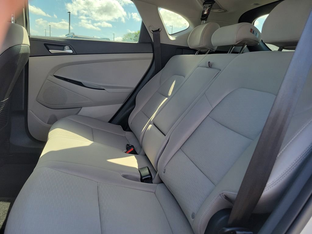 Used 2020 Hyundai Tucson SE image 18
