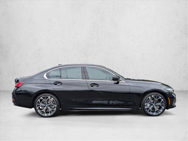 Used 2026 BMW 330i xDrive Sedan w/ Premium Package AWD/4WD image 4