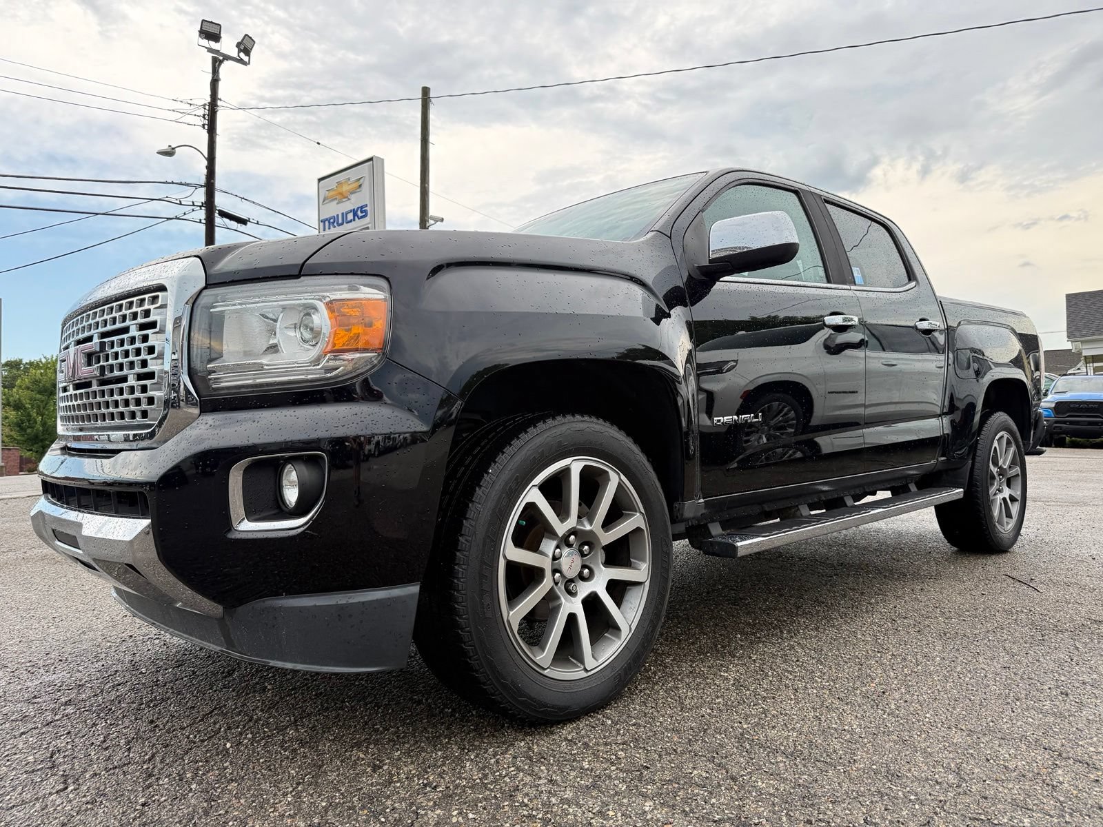 Used 2020 GMC Canyon Denali AWD/4WD image 2