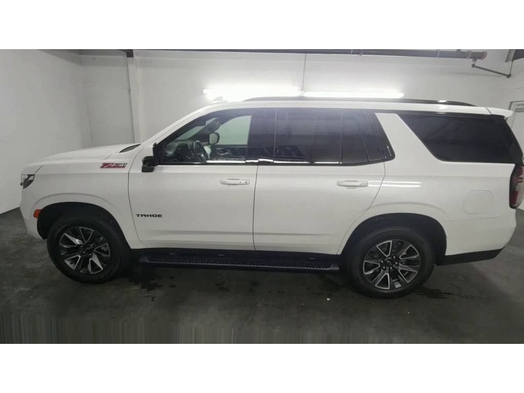 Certified 2023 Chevrolet Tahoe Z71 w/ Luxury Package AWD/4WD image 5