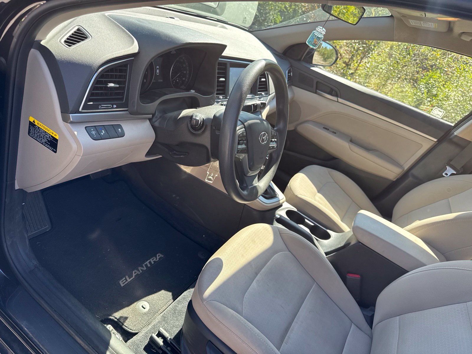 Used 2018 Hyundai Elantra SEL FWD image 25