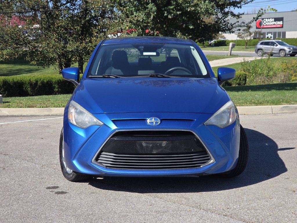 Used 2016 Scion iA FWD image 19