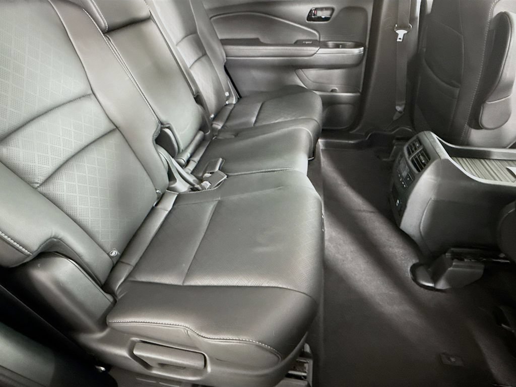 Certified 2023 Honda Passport Elite image 38