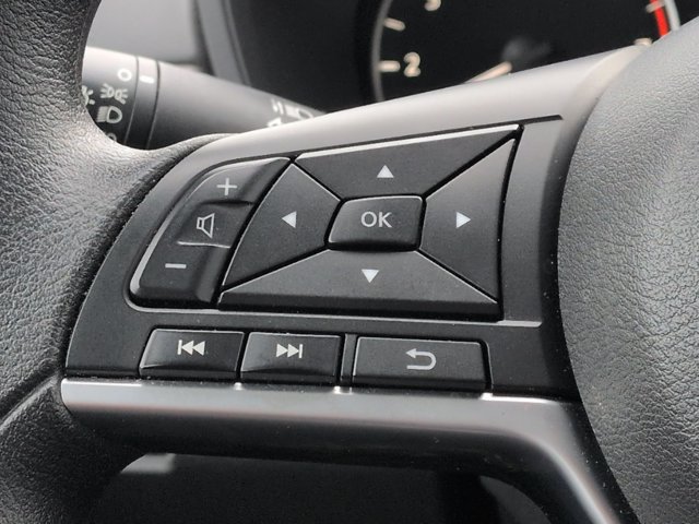 Used 2025 Nissan Altima 2.5 SV FWD image 20