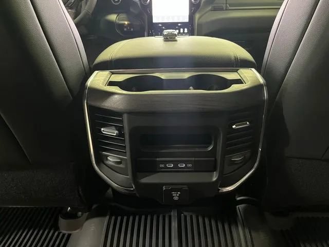 New 2026 RAM 2500 Laramie w/ Night Edition AWD/4WD image 24