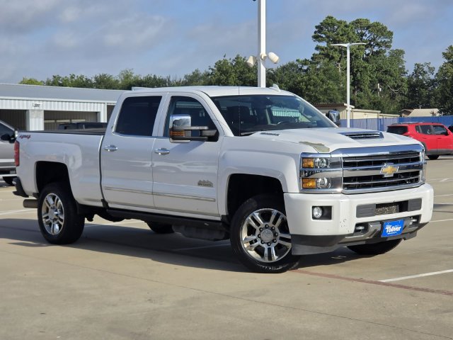 Used 2019 Chevrolet Silverado 2500 High Country w/ Duramax Plus Package AWD/4WD image 2