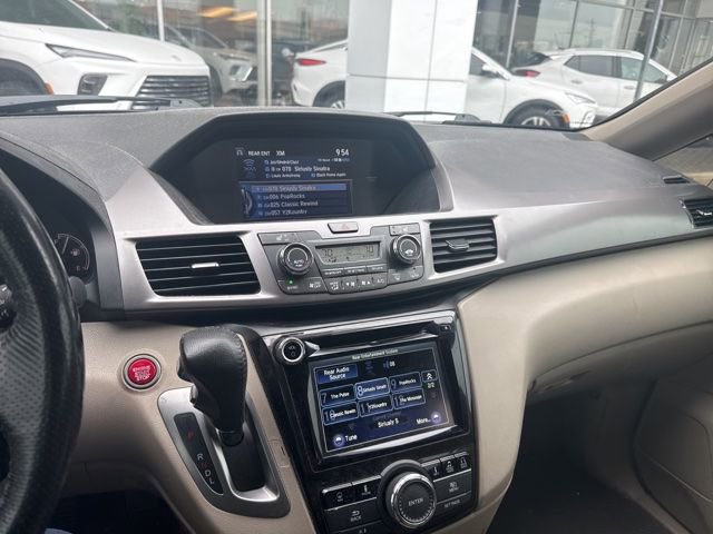 Used 2017 Honda Odyssey Touring Elite image 10