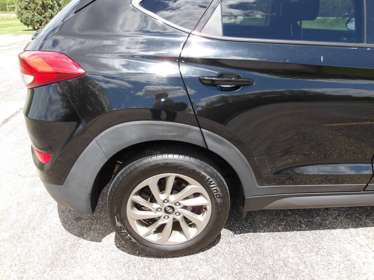 Used 2017 Hyundai Tucson SE FWD image 33