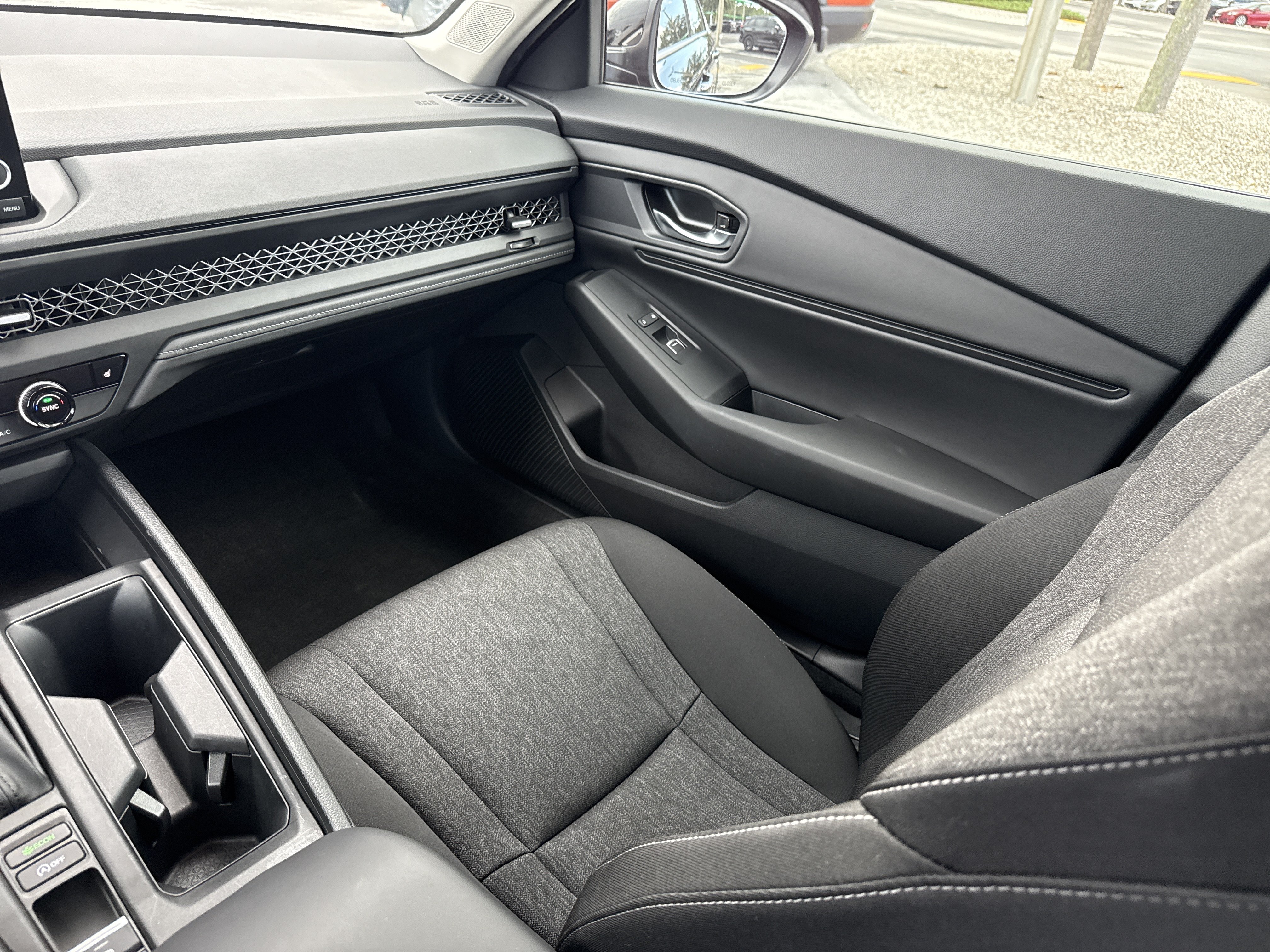 Certified 2023 Honda Accord EX image 22