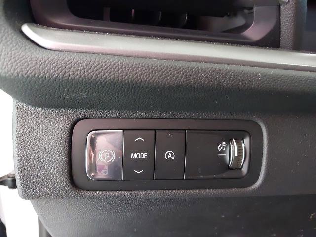 New 2026 Chevrolet Traverse LT w/ Driver Confidence Package image 24