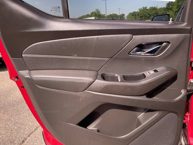 Used 2023 Chevrolet Traverse LT FWD image 37
