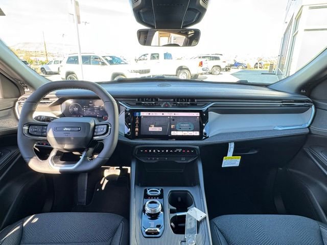 New 2026 Jeep Cherokee Laredo image 13