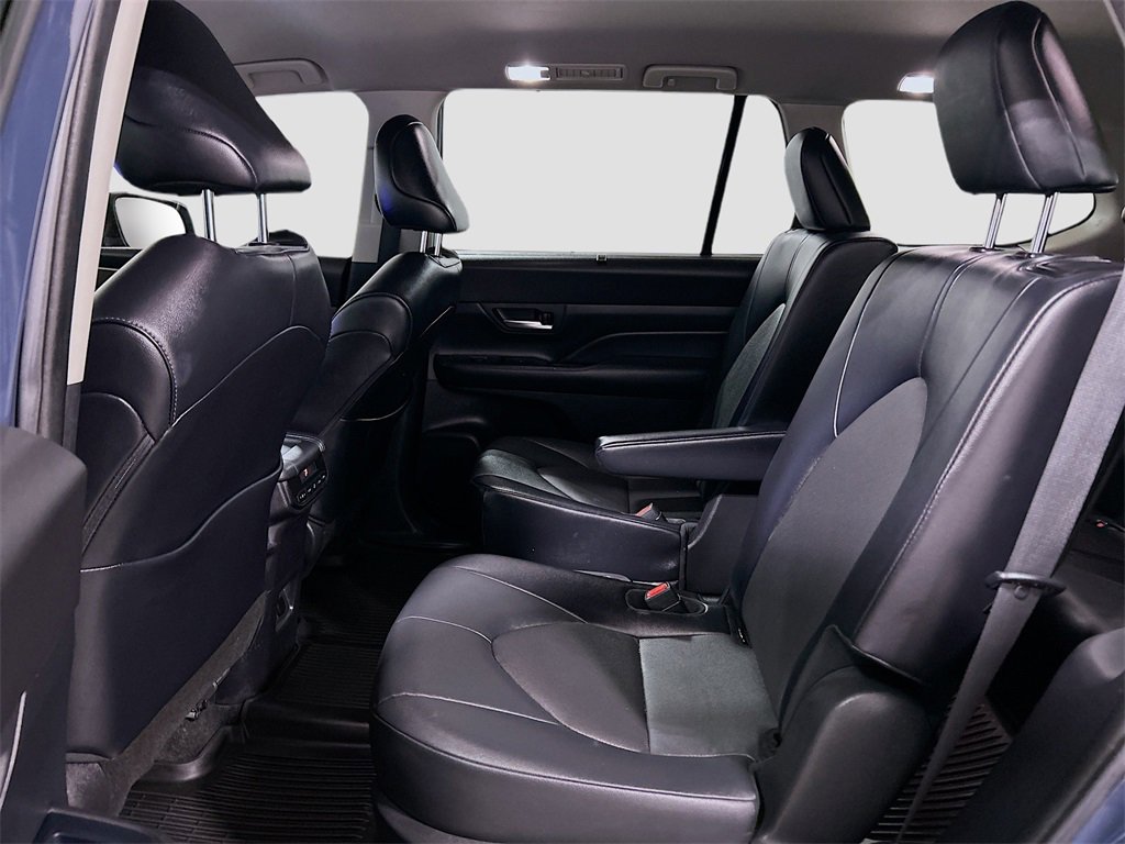 Used 2024 Toyota Grand Highlander XLE image 21