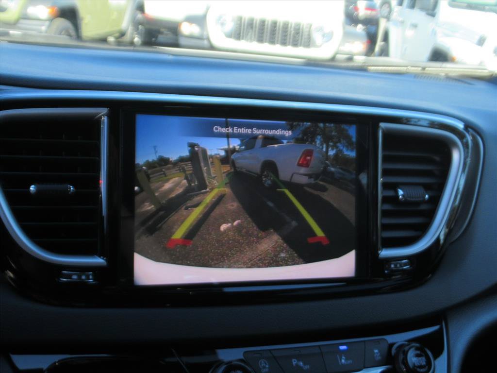 New 2026 Chrysler Voyager LX FWD image 23