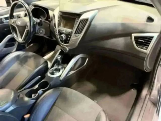 Used 2016 Hyundai Veloster w/ Option Group 02 image 27