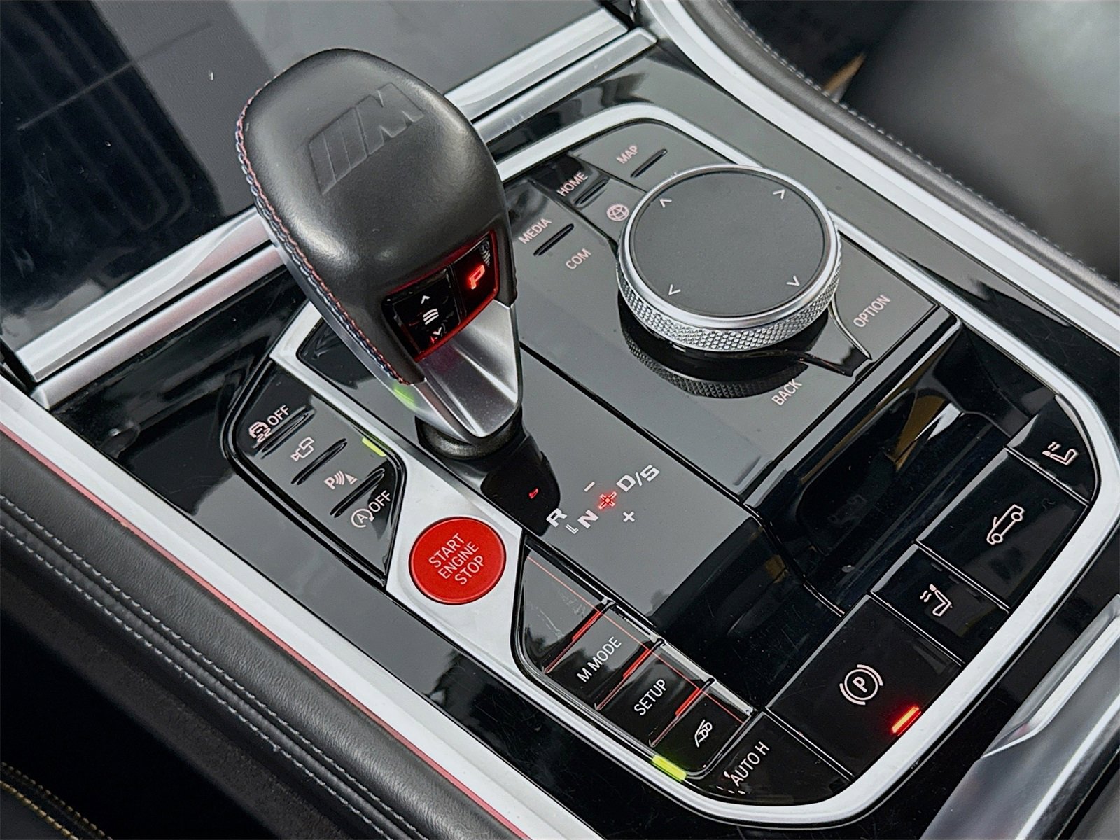 Used 2022 BMW M8 Competition w/ Driving Assistance Package image 17