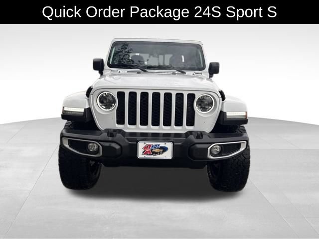 Used 2023 Jeep Gladiator Sport AWD/4WD image 2