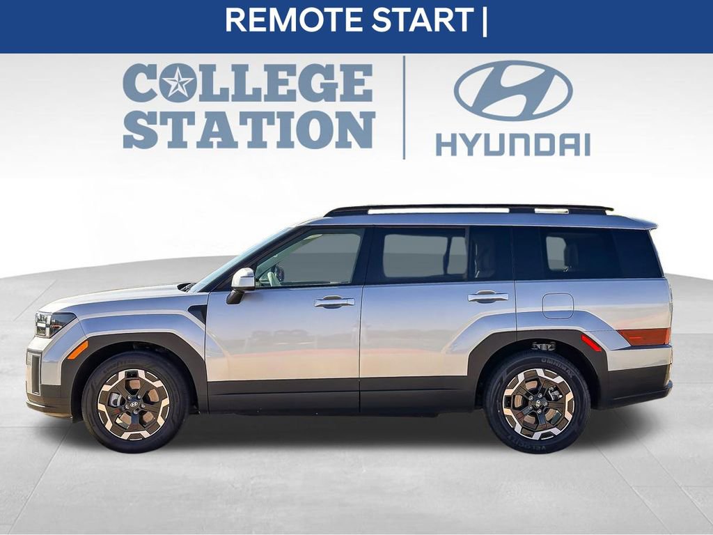 Used 2025 Hyundai Santa Fe SEL FWD image 7