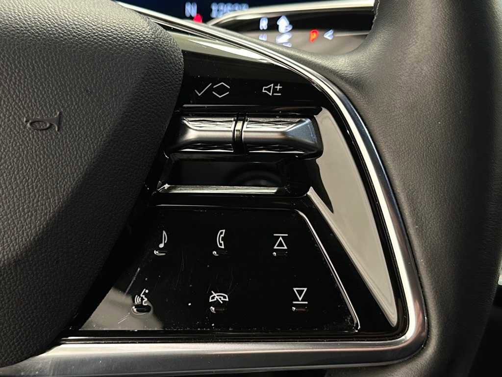 Used 2024 Cadillac Lyriq Luxury image 26