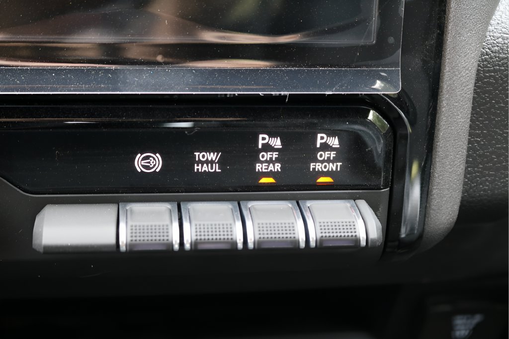 New 2027 RAM 3500 Tradesman AWD/4WD image 24