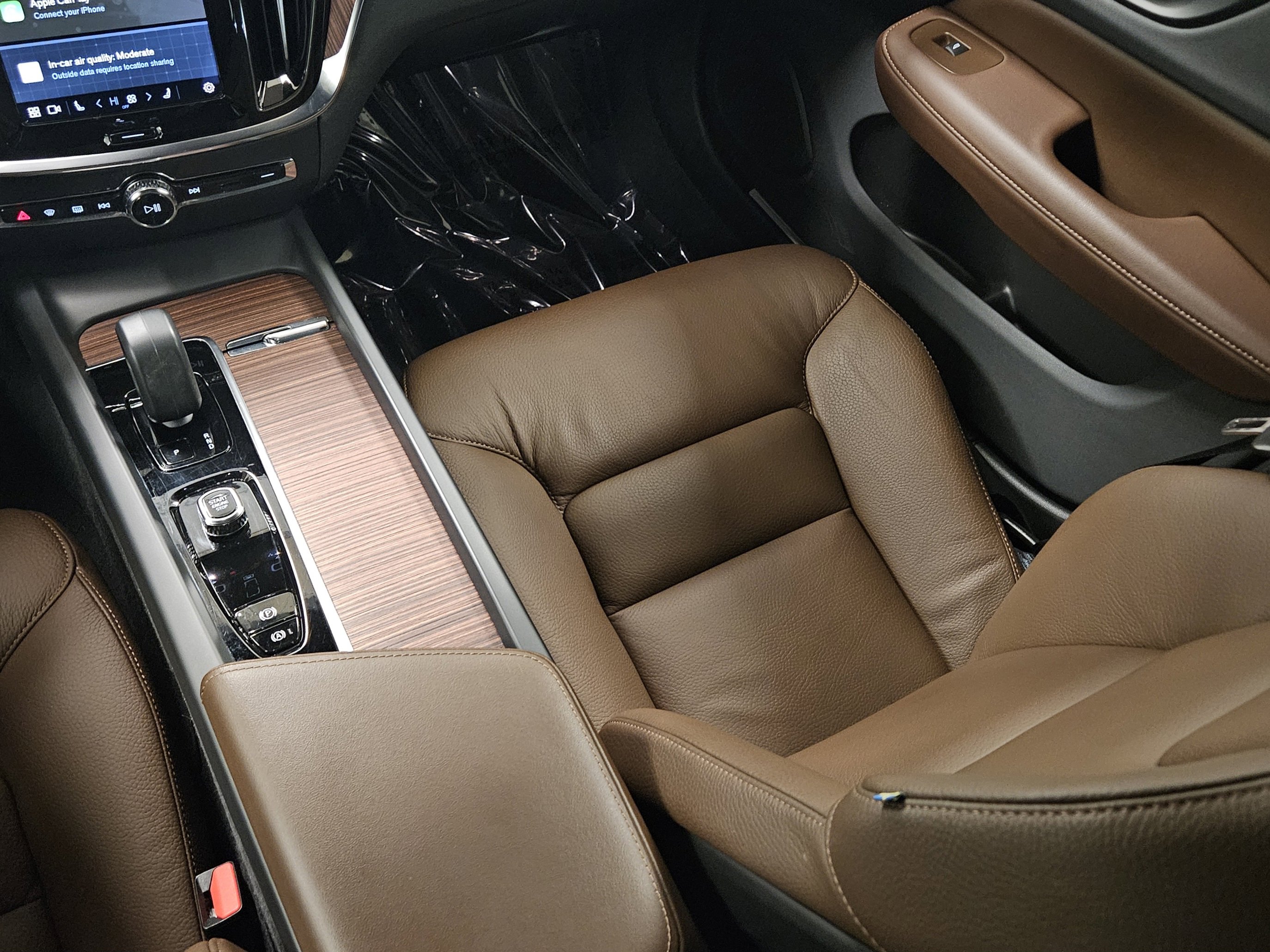 Used 2023 Volvo V60 B5 Cross Country Plus w/ Protection Package Premier image 14