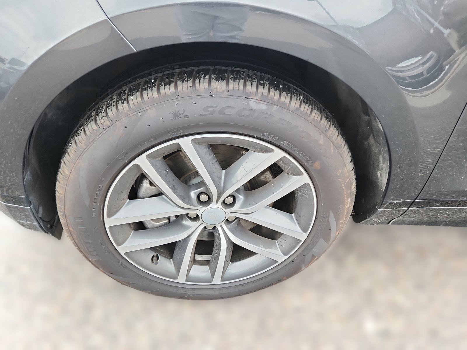 Used 2024 Land Rover Range Rover Evoque Dynamic SE image 21