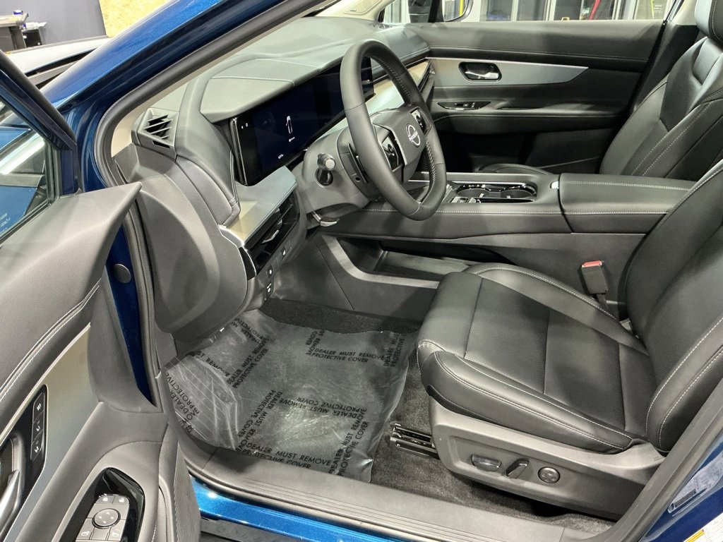 Used 2026 Nissan Murano SL w/ Comfort Package image 3