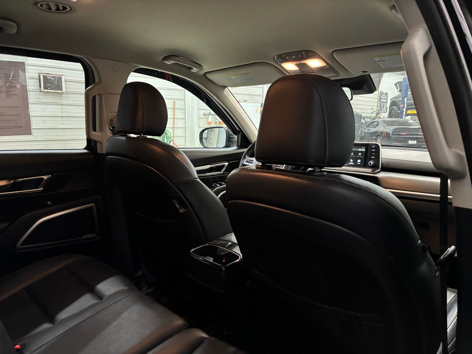 Used 2021 Kia Telluride LX image 32