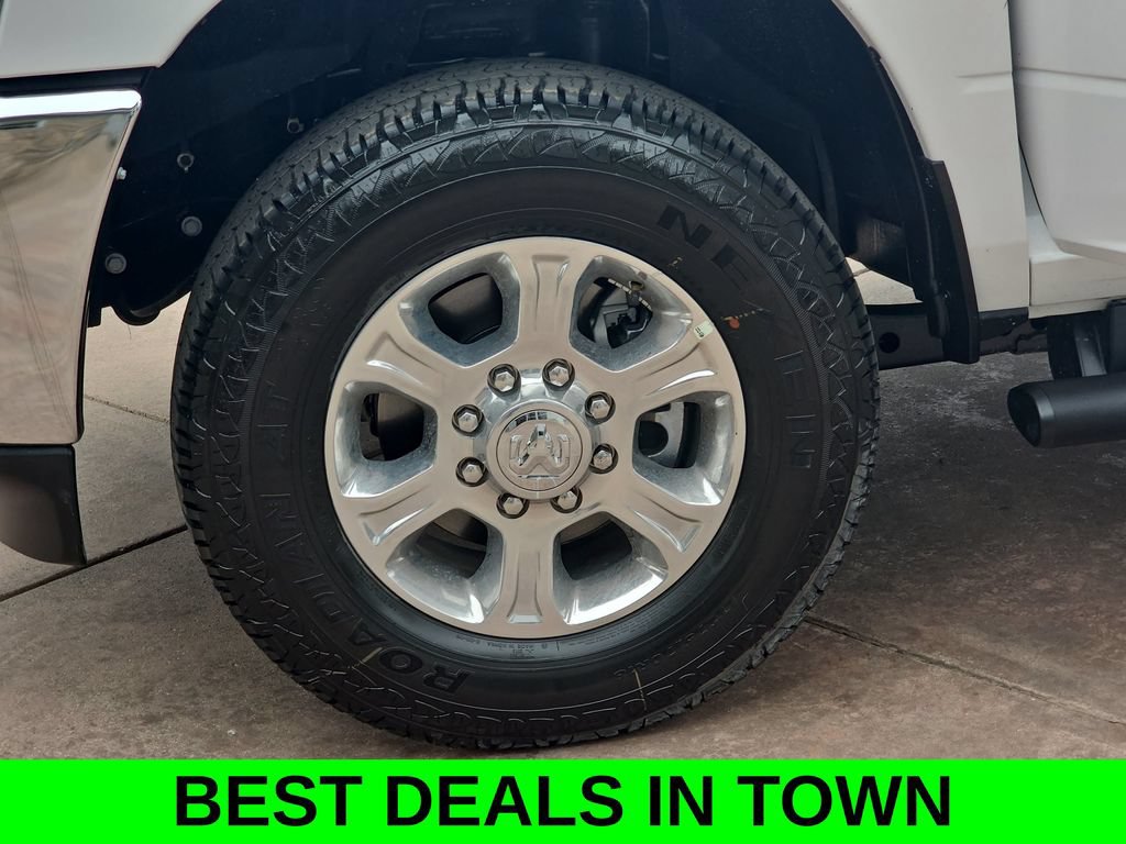 New 2026 RAM 3500 Tradesman w/ Chrome Appearance Group A AWD/4WD image 35