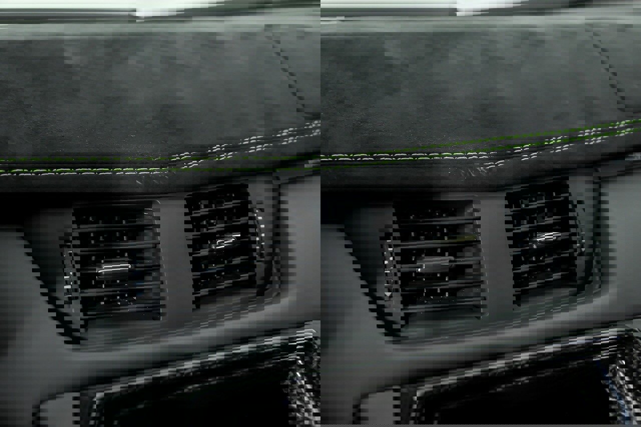 Used 2019 Lamborghini Aventador SVJ image 35