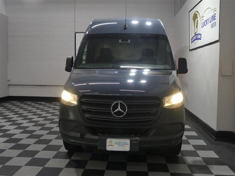 Used 2019 Mercedes-Benz Sprinter 144 image 2