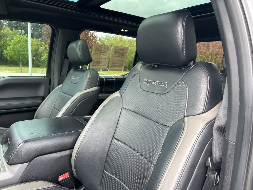Used 2018 Ford F150 Raptor w/ Equipment Group 802A Luxury image 20