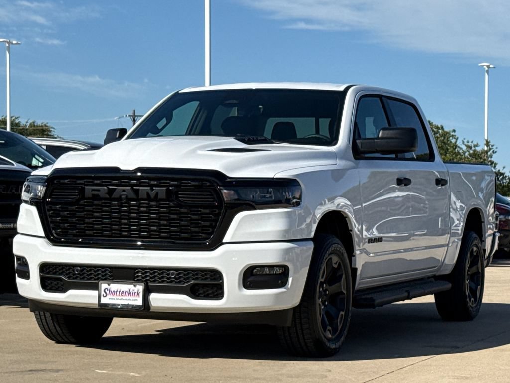 New 2026 RAM 1500 Express AWD/4WD video 3