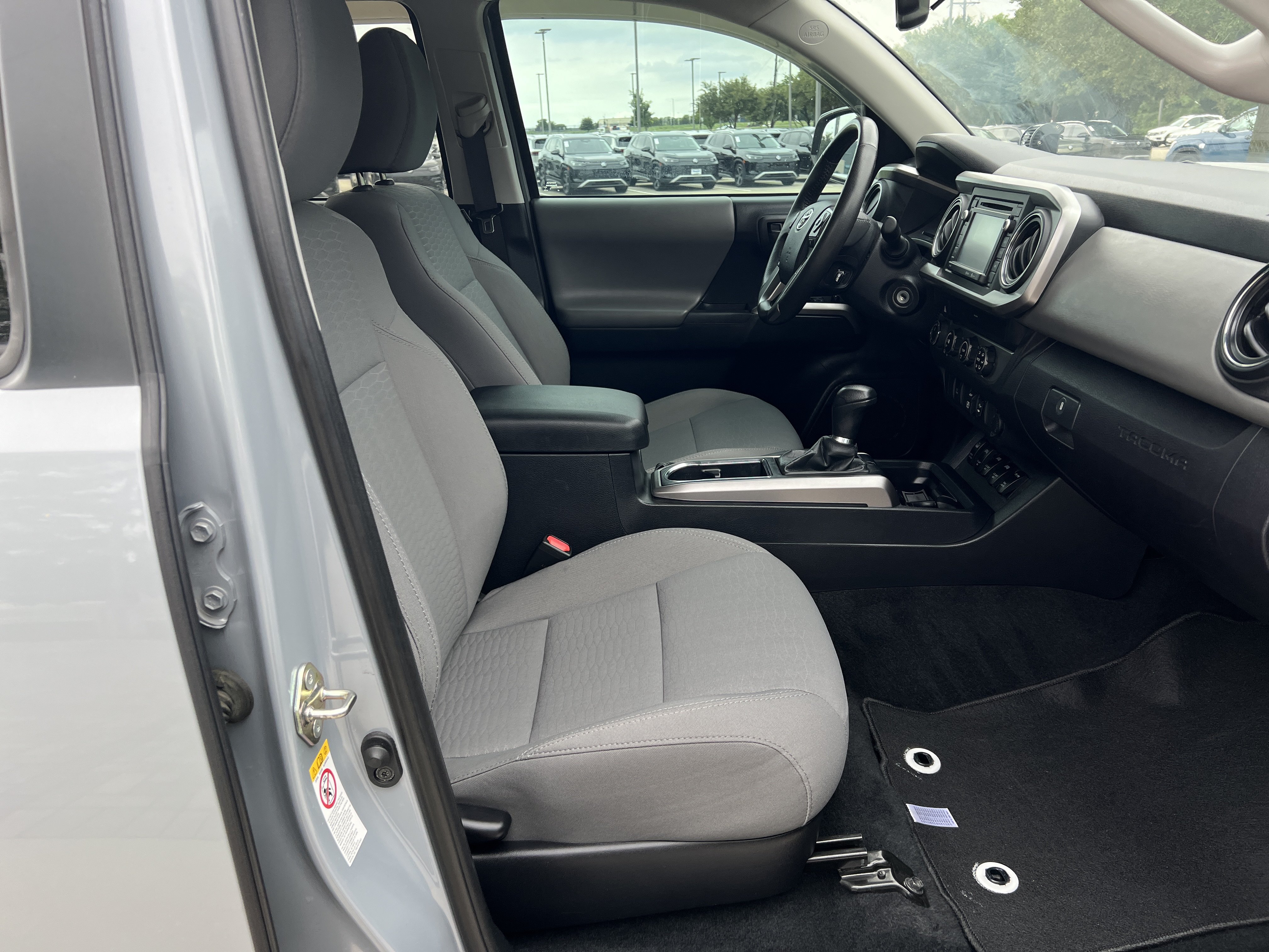 Used 2019 Toyota Tacoma SR5 AWD/4WD image 26