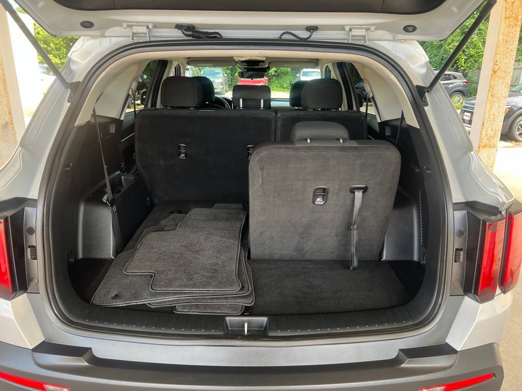 Certified 2021 Kia Sorento LX AWD/4WD image 11