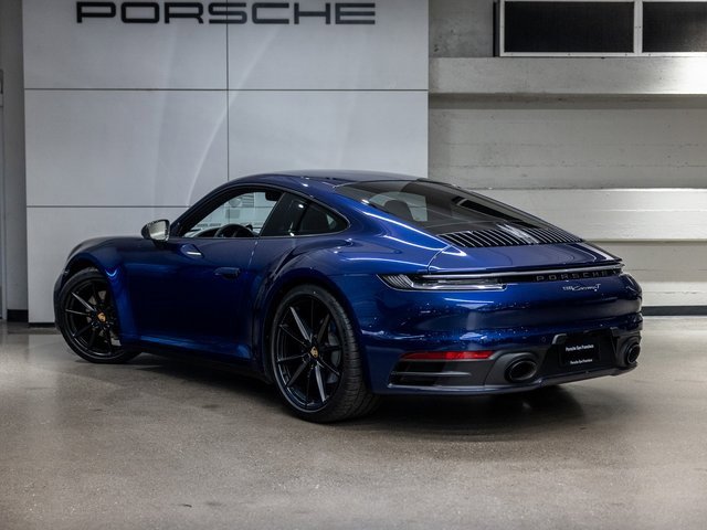 Used 2024 Porsche 911 Carrera T image 3