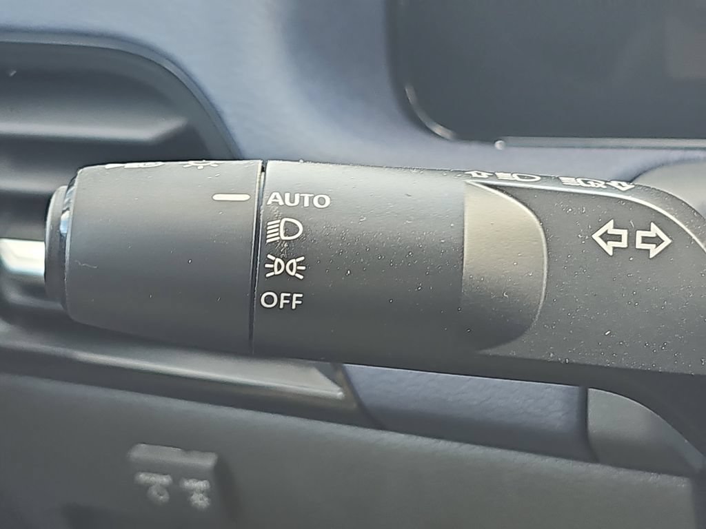New 2026 Nissan Sentra SL w/ Floor Mat Package FWD image 30