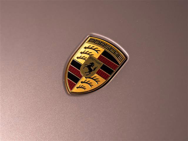 New 2025 Porsche Taycan image 13
