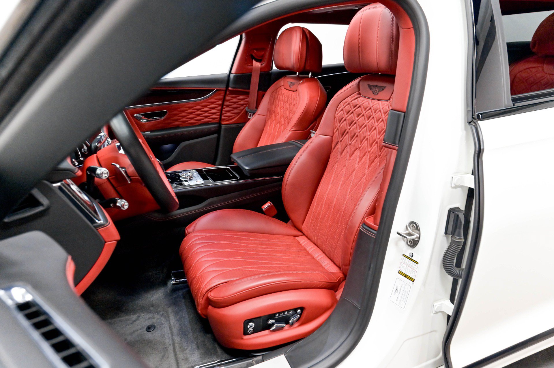 Used 2021 Bentley Flying Spur W12 w/ First Edition Specification AWD/4WD image 12