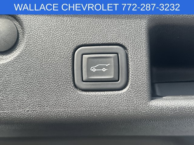 Used 2024 Chevrolet Equinox LT FWD image 12