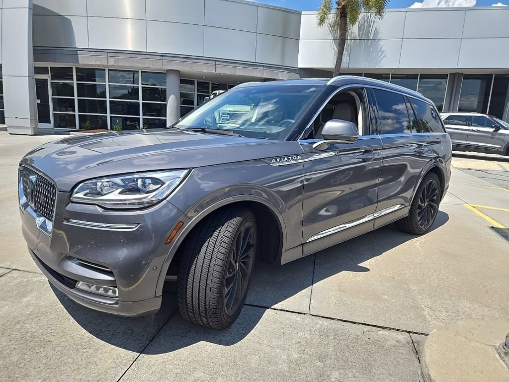 Used 2022 Lincoln Aviator Reserve w/ Equipment Group 201A RWD image 4