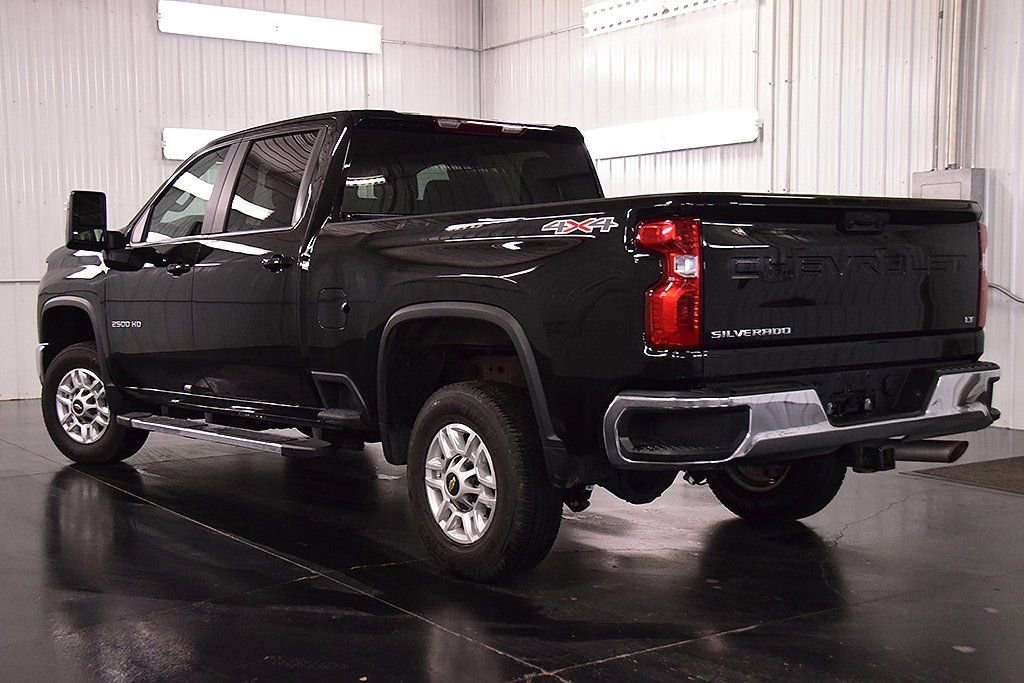 Used 2025 Chevrolet Silverado 2500 LT w/ Convenience Package image 5