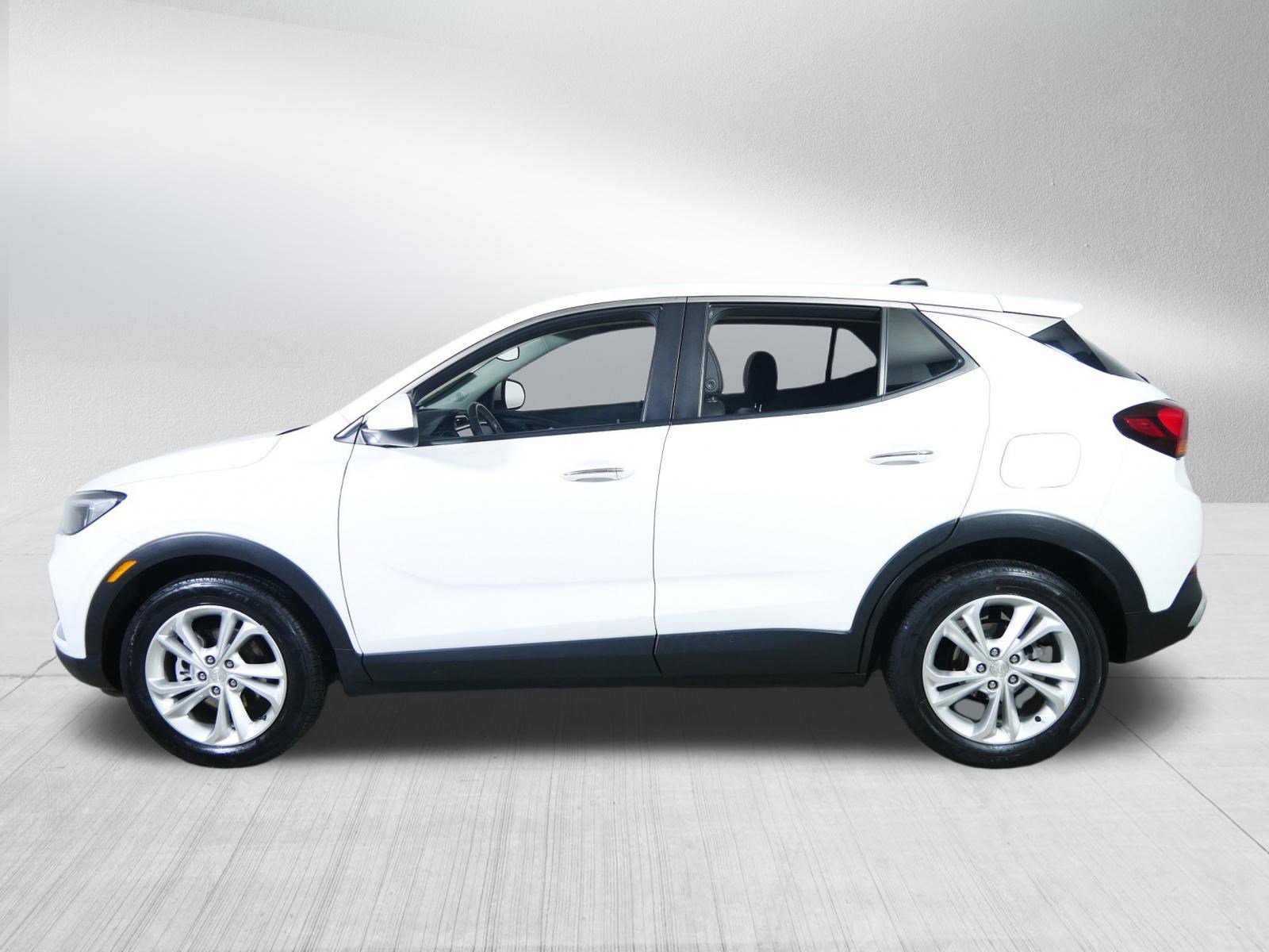 Used 2023 Buick Encore GX Preferred w/ Cold Weather Comfort Package image 4