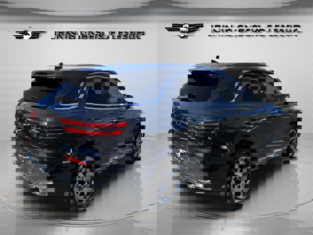 Used 2026 Genesis GV70 2.5T Select image 4